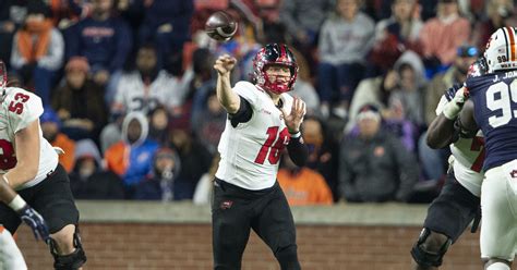 WKU QB Austin Reed turns down Louisville, returns to Bowling Green - On3