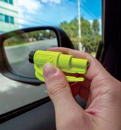 resqme Car Escape Tool - Lee Valley Tools
