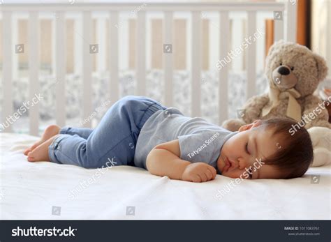 Funny Baby Sleeping On His Stomach Stock Photo 1011083761 | Shutterstock