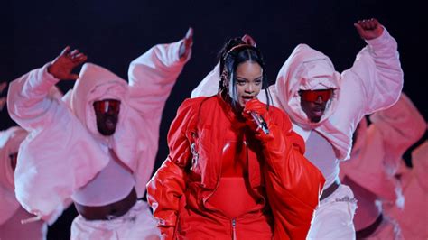Super Bowl 2023: Rihanna’s red bodysuit turns heads at halftime show ...