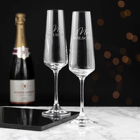 15 year wedding anniversary traditional gift | Honestweddingadvice.com