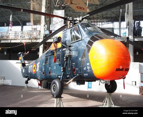Sikorsky h 34 hi-res stock photography and images - Alamy