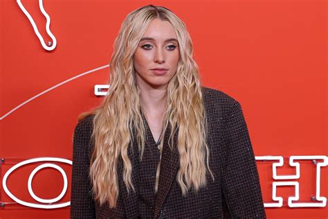 paige bueckers: "Do I look ugly all the time?": Paige Bueckers jokes ...