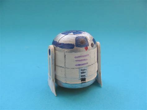 Jumble Tree: R2-D2 - Star Wars crafts for kids