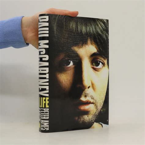 Paul McCartney: A Life - Peter Ames Carlin - knihobot.cz