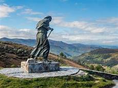 camino pilgrim camino de santiago faqs walking hiking camino pilgrim camino de santiago faqs walking hiking