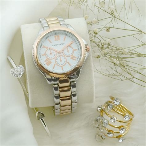 Joker & Witch Dual Tone Watch & Jewellery Gift Set For Women Online