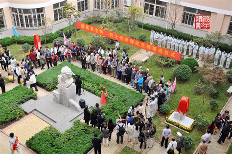 【青岛一中90周年校庆花絮摄影图片】青岛一中纪实摄影_太平洋电脑网摄影部落