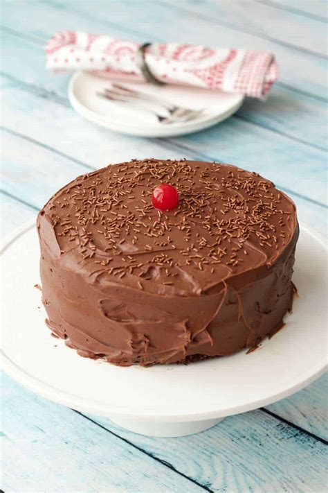 Vegan Chocolate Ganache Frosting - Loving It Vegan