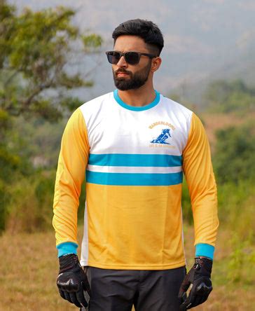 Wanderlooms - Adventure Inspired Apparel & Merchandise