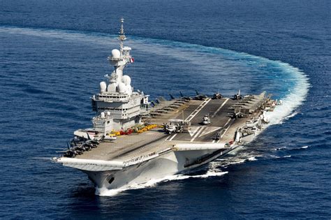 French aircraft carrier Charles de Gaulle in the Mediterranean Sea, 26 ...