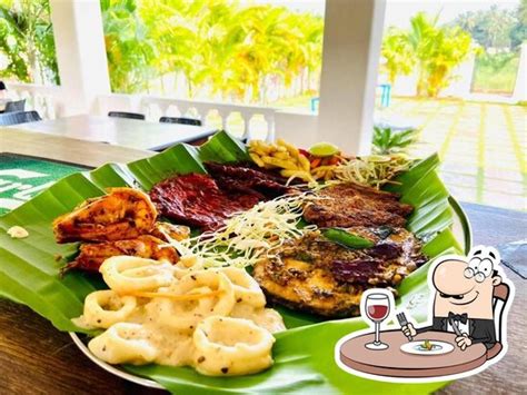 Om Lawn Family Bar & Restaurant, Siolim - Restaurant reviews