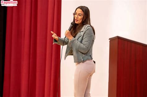 AOC aka Alexandria Ocasio-Cortez Nude Leaks Photo #1 - Fapellas