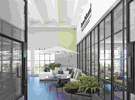 Modern Furniture Store in Seattle - Room & Board