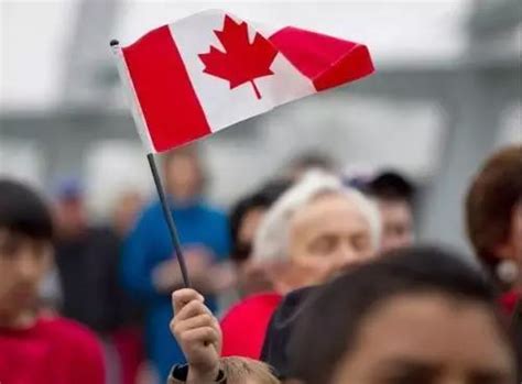 加拿大出入境记录政府全跟踪，5年后申请加拿大国籍或不再填居住期 – 加拿大多伦多新飞扬留学