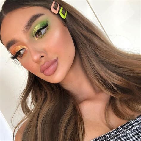 This '90s Hair Accessory Is Making A Huge Comeback - Major Mag