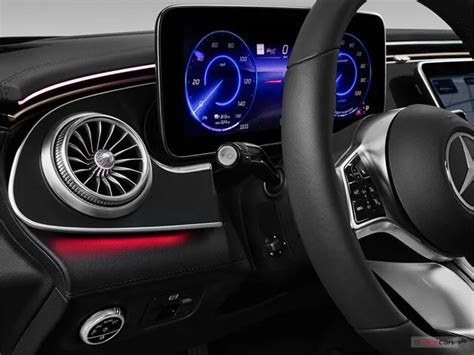 2025 Mercedes-Benz EQE Sedan: 47 Interior Photos | U.S. News