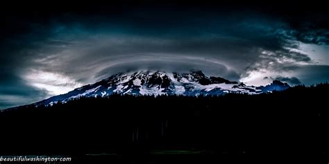 Mount Rainier Eruption Simulation