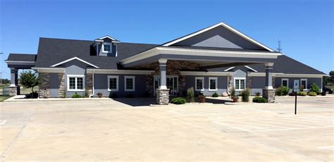 McGuire & Davies Funeral Home and Crematory | Monmouth IL