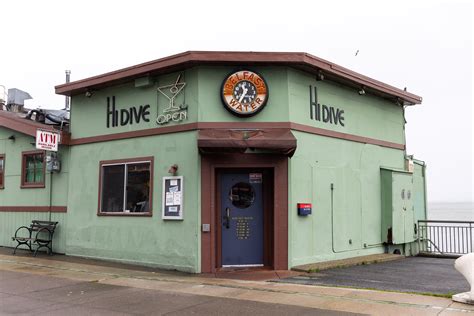 Hi Dive - Embarcadero - San Francisco - The Infatuation