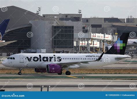Volaris Plane Taxiing at Los Angeles Airport LAX Editorial Image ...