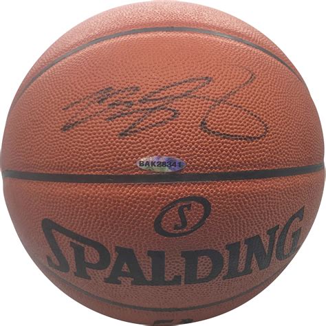Lot Detail - LeBron James Signed Official NBA Basketball (Upper Deck)