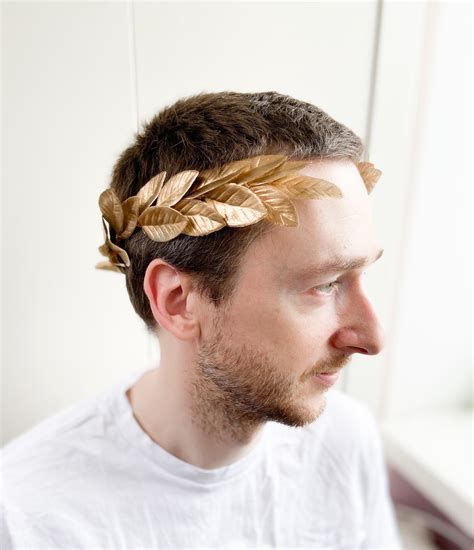 Gold Laurel Wreath, Greek Goddess Leaf Crown - Etsy | Gold laurel ...