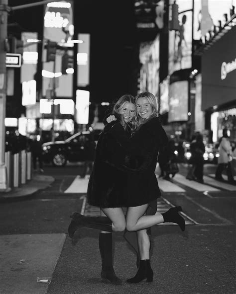 Emily and Sidney Sentner | ah ship another twin trip | Instagram