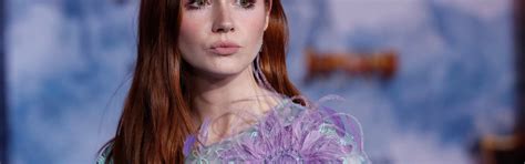 Download wallpaper look, pose, model, actress, hair, Karen Gillan ...