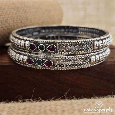 Bangles / Kadas – Page 2 – Nakoda Payals