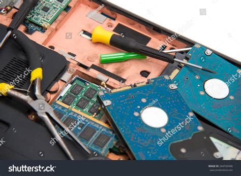 Laptop Repair Tutorial 的图像结果
