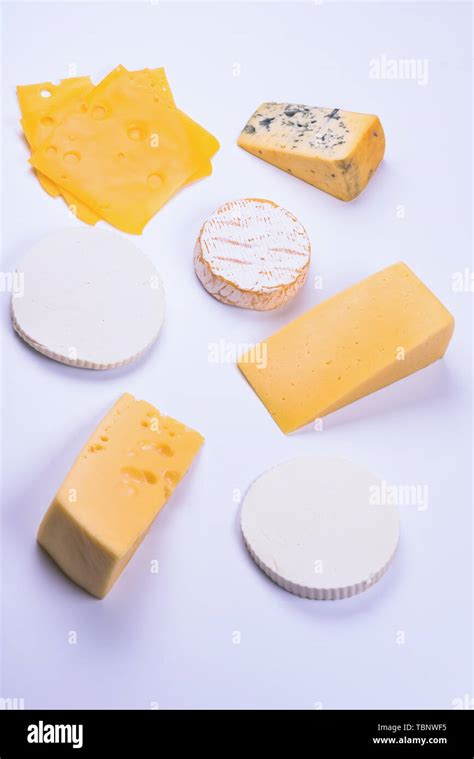 Different Types of Cheese 的图像结果