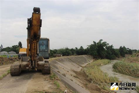 河床清淤工程施工方法以及水下清淤方式 - 洋霖(上海)环境治理有限公司