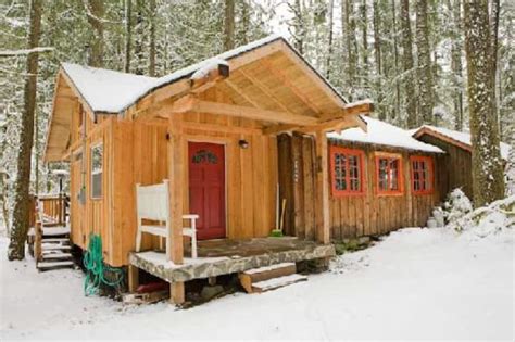 Podunk Cabin on Mt Hood with Hot Tub and Firepit - Cabins for Rent in ...