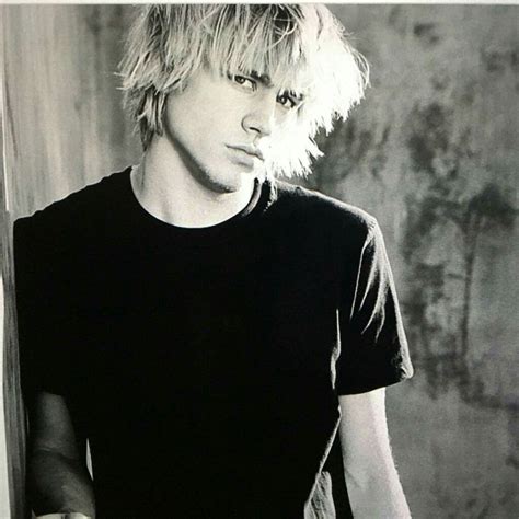 Pin on Charlie Hunnam