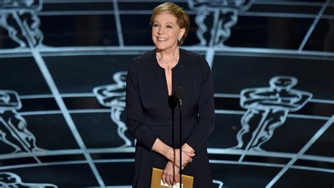 635627294081827453-AP-Books-Julie-Andrews.jpg?width=2995&height=1692 ...