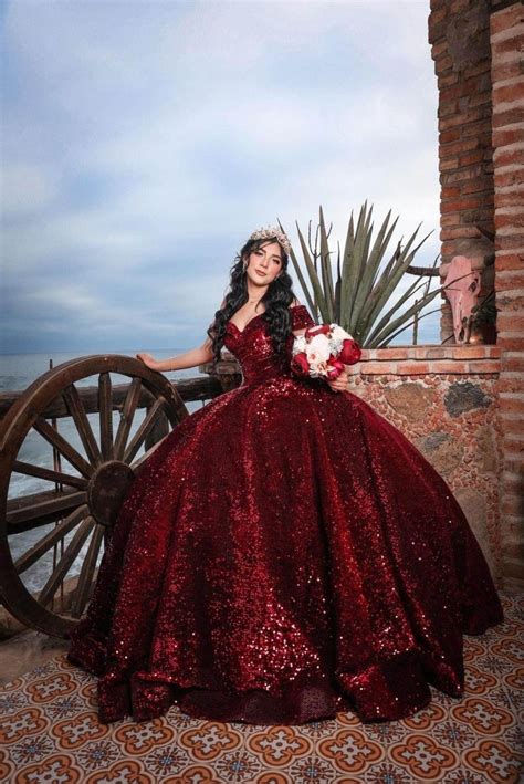 Pin by Isabel Draiman on XV Rojo-vino | Red quinceanera dresses, Quince ...