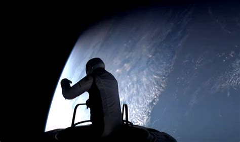 Billionaire, SpaceX employee crewmate make history with 1st commercial spacewalk – Orlando Sentinel