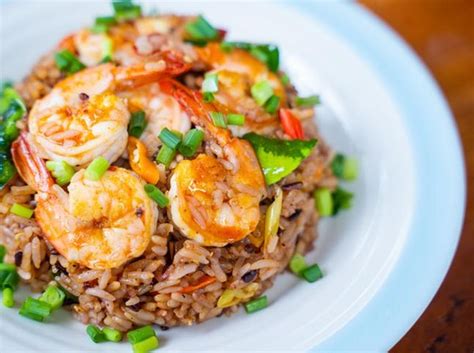 Nasi Goreng Tom Yam: Tinjauan Kandungan Kalori dalam Hidangan Asia yang Populer
