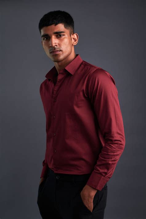 Buy Classic Wine Shirt For Men's Online | Beyours
