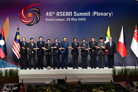 Secretary-General of ASEAN joins ASEAN Leaders in the Plenary Session ...