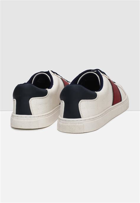 Buy Men Colourblock Lace-Up Casual Shoes Online at just Rs. 1299.0 ...