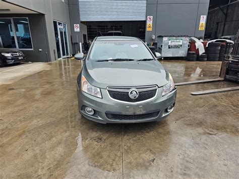 HOLDEN CRUZE JG-JH 03/2009-12/2014 RIGHT GUARD CDX/EQUIPE/Z SERIES W/ INDICATOR - MMM Auto Centre