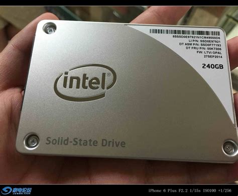 极致性能 英特尔34纳米SSD固态硬盘拆解(3)_硬件_科技时代_新浪网