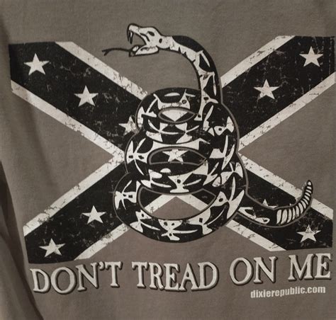 Dont Tread On Me Iphone Background