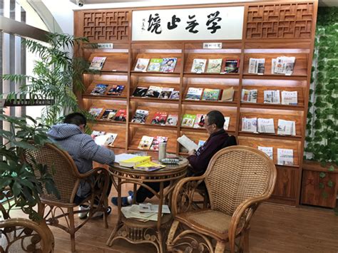 扬州：转角遇见城市书房 市民阅读触手可及_江苏国际在线