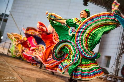 Mexican folk dancers – Artofit