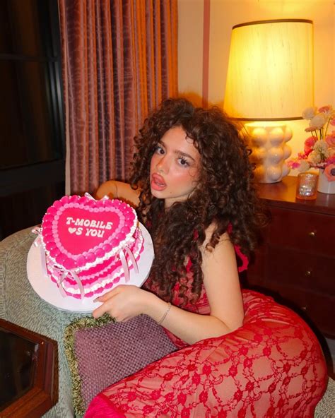 Demitra Mia Kalogeras | We put the @tmobile Photo Booth to work last night | Instagram