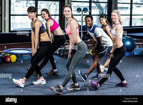 Group Exercise Sign 的图像结果