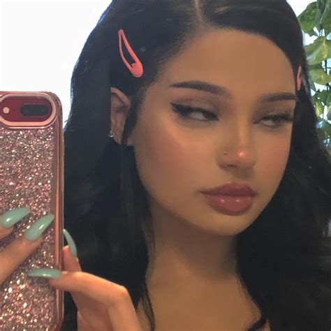 grunge baddie aesthetic makeup